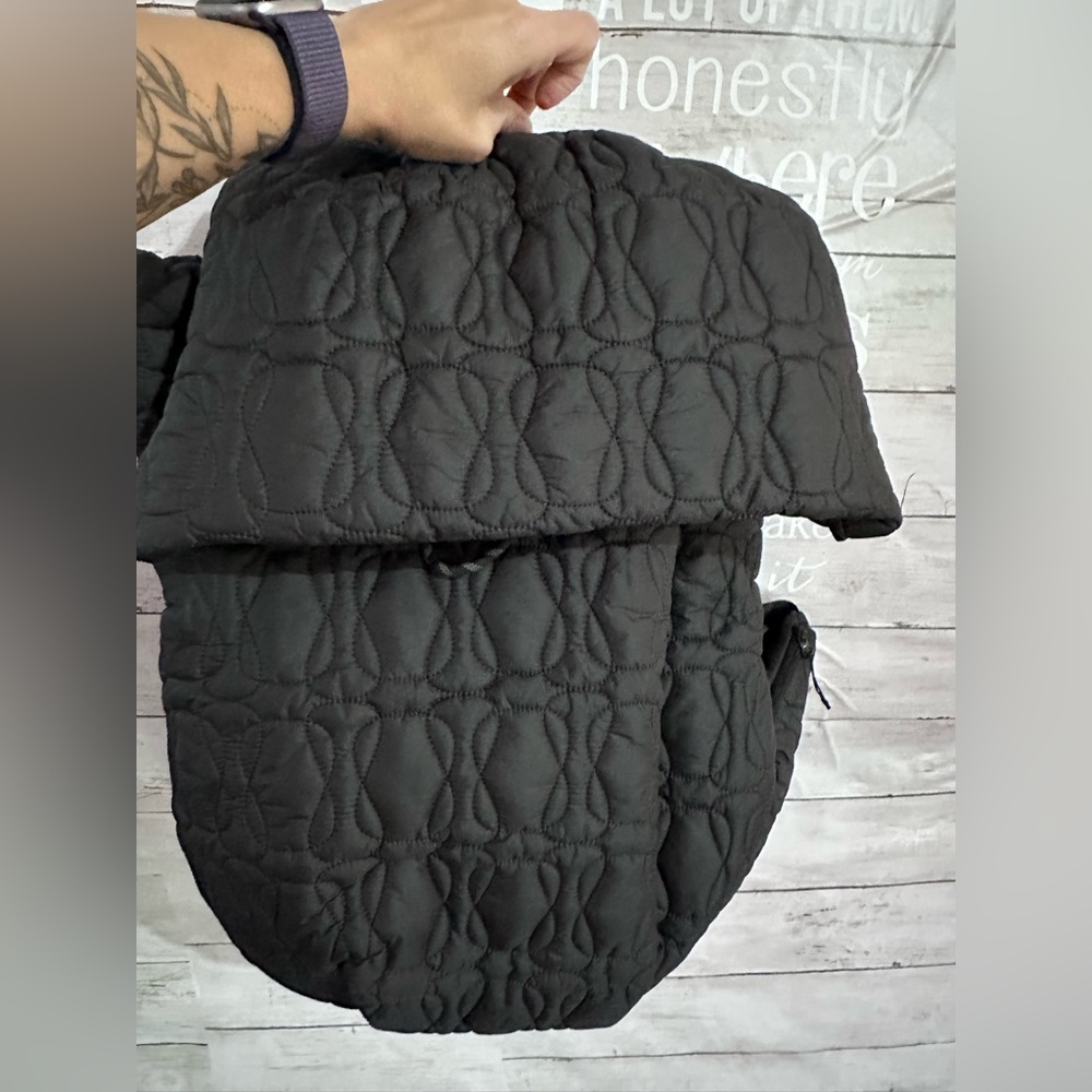 Lululemon Quilted Embrace backpack 13L - Picture 4 of 15